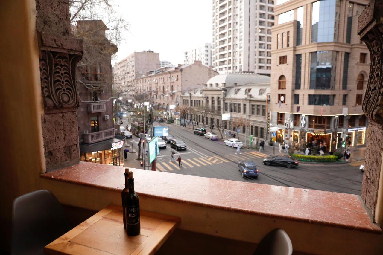 Big 3 Room Apartment On Republic Square Erivan Exterior foto