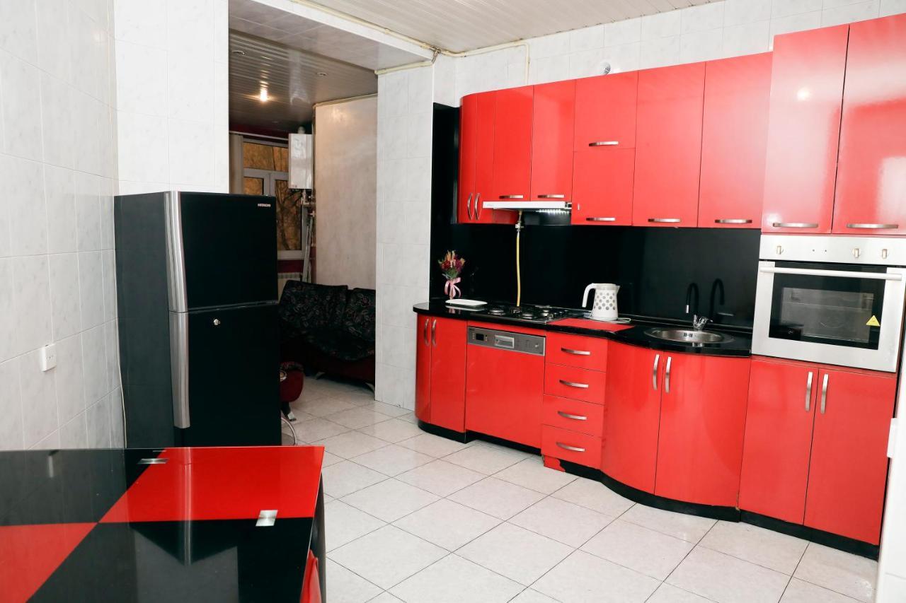 Big 3 Room Apartment On Republic Square Erivan Exterior foto