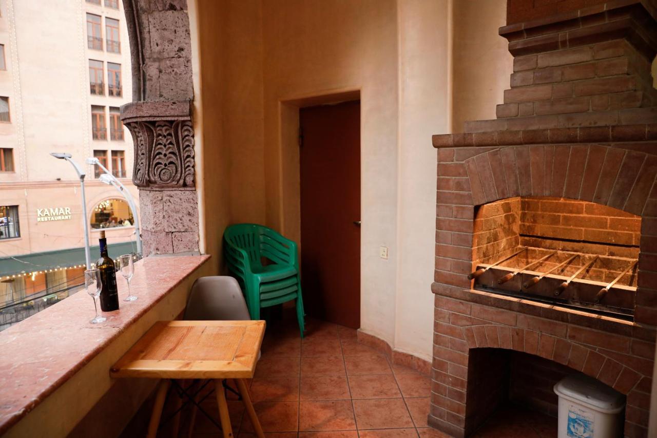 Big 3 Room Apartment On Republic Square Erivan Exterior foto